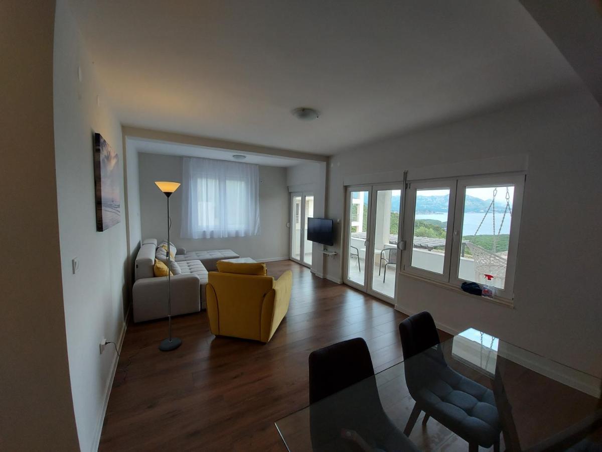 Halcon Apartments โกตอร์ ภายนอก รูปภาพ