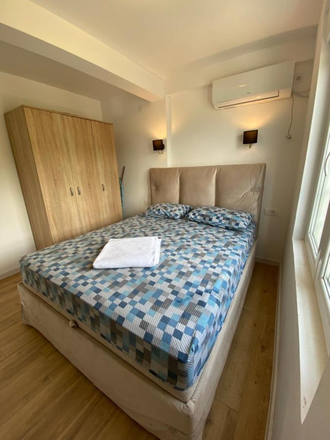 Halcon Apartments โกตอร์ ภายนอก รูปภาพ